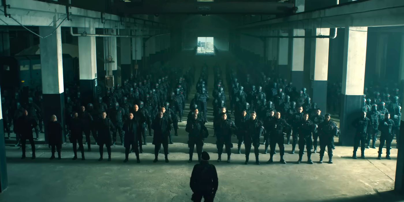 Major General Beale standing in front of a massive group of CRM soldiers in The Ones Who Live trailer