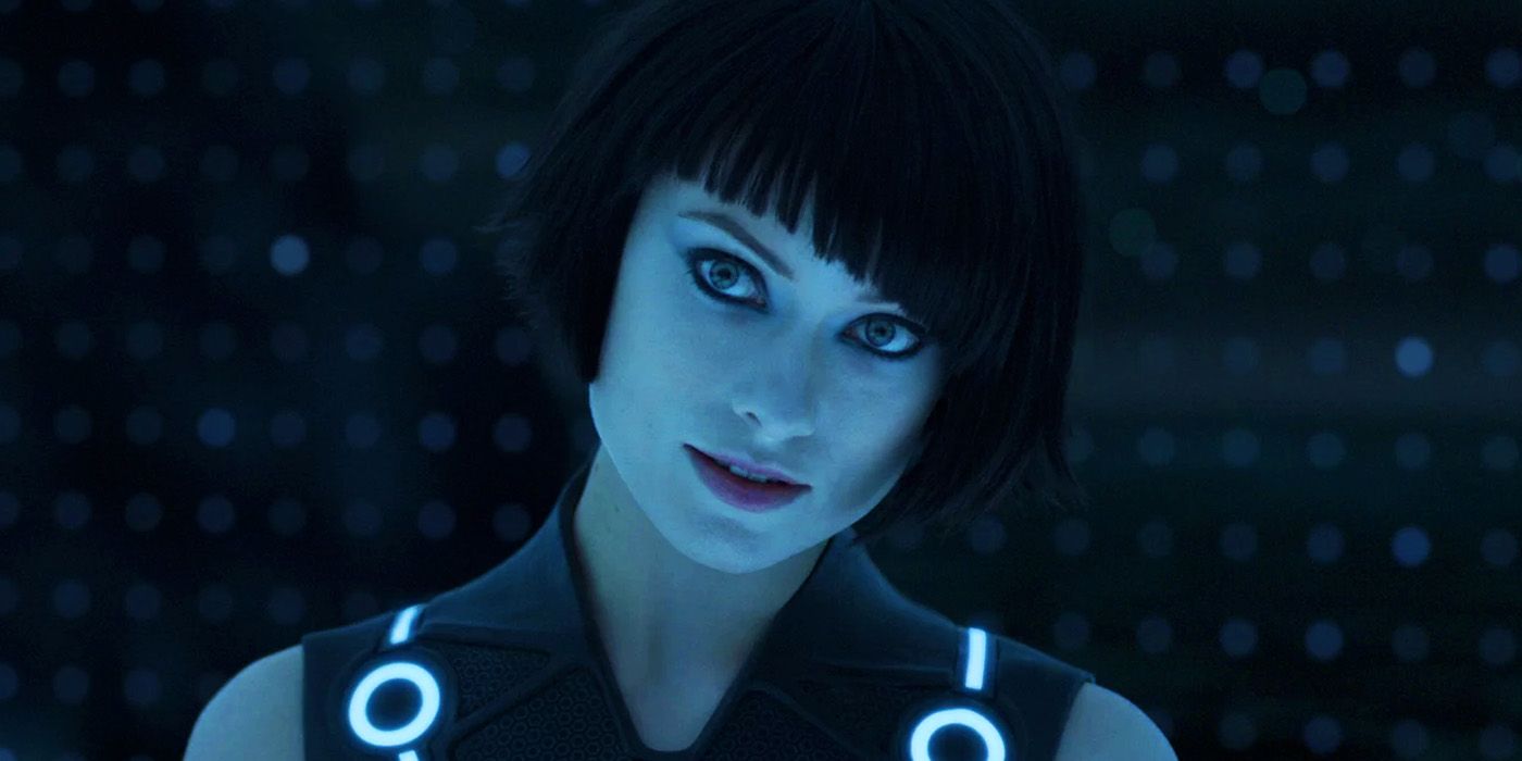 Olivia Wilde in Tron - Legacy - TRON 3's Retcon Might Explain Why Quorra & Sam Are Not Returning